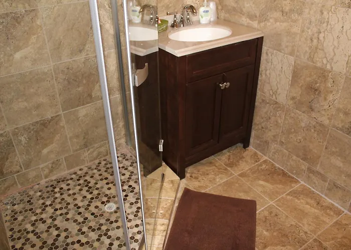 Shawnee Trails Lodging & Suites