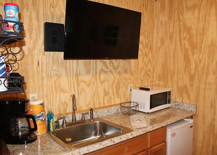 Lodge Shawnee Trails Lodging & Suites