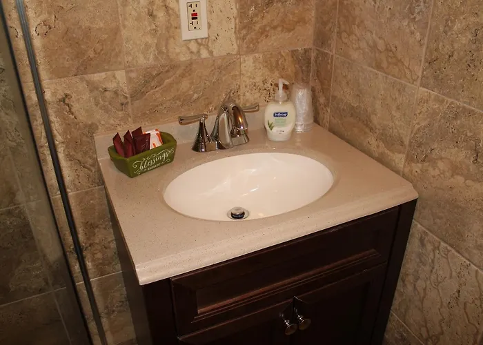 Shawnee Trails Lodging & Suites Lodge Goreville