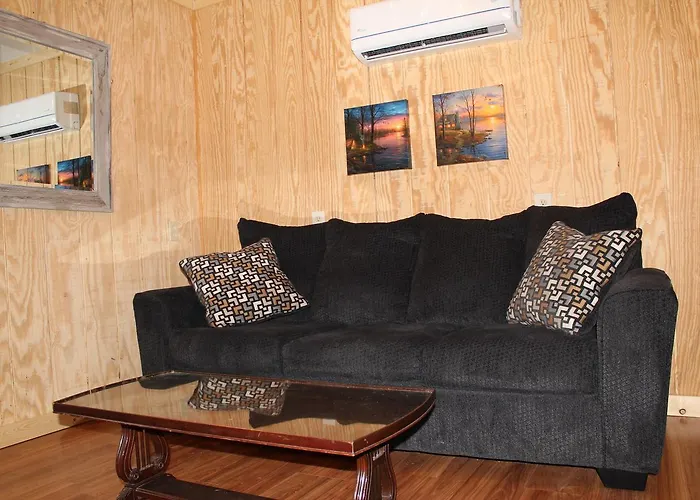 Lodge Shawnee Trails Lodging & Suites