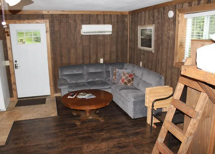 Shawnee Trails Lodging & Suites Lodge Goreville