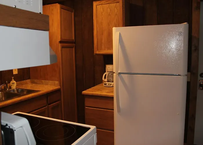 Lodge Shawnee Trails Lodging & Suites